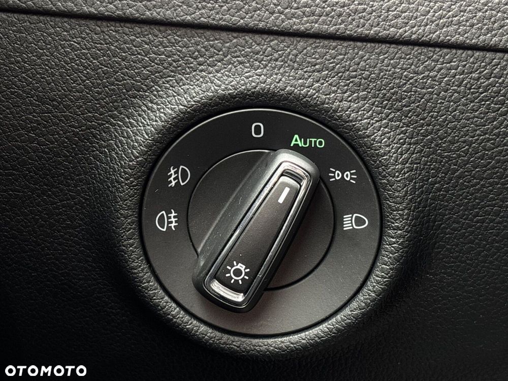Skoda Superb 2.0 TSI Sportline DSG - 21