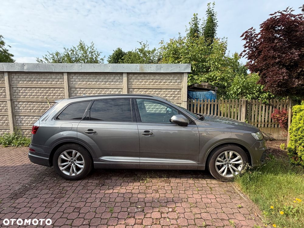 Audi Q7 - 3