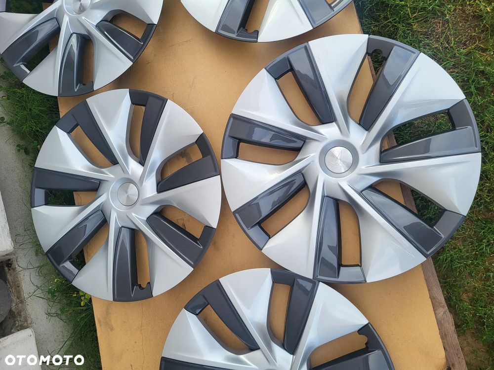 Kołpaki Tesla Model Y 19" KOMPLET - 6