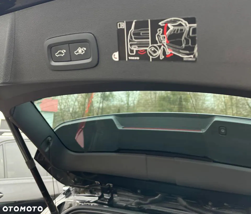 Volvo XC 40 B4 B Momentum Pro - 10