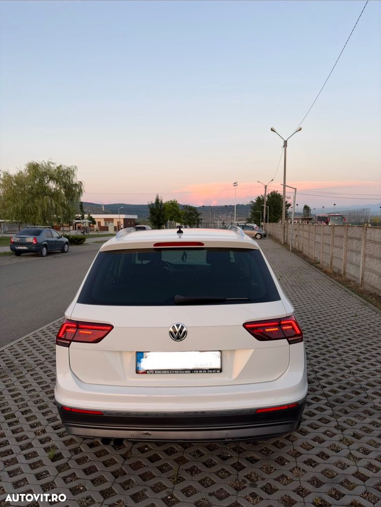 Volkswagen Tiguan 2.0 TDI 4Mot DSG Highline - 4