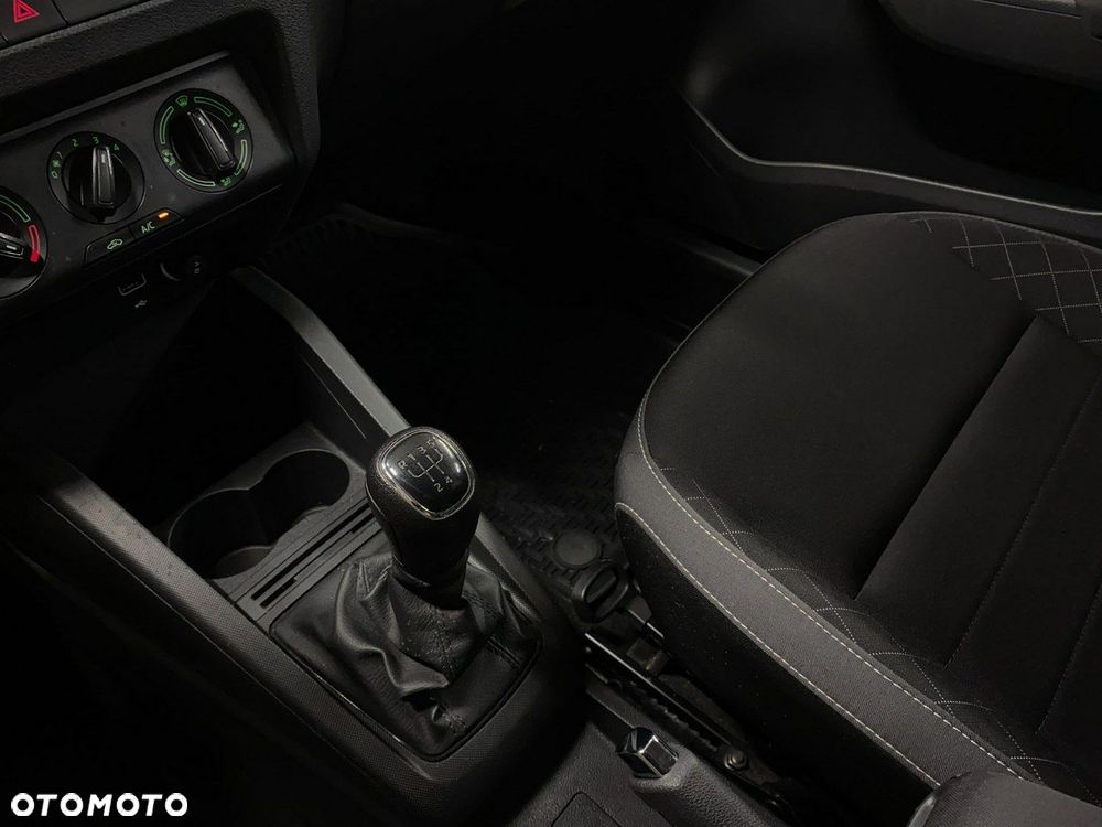 Skoda Fabia - 35