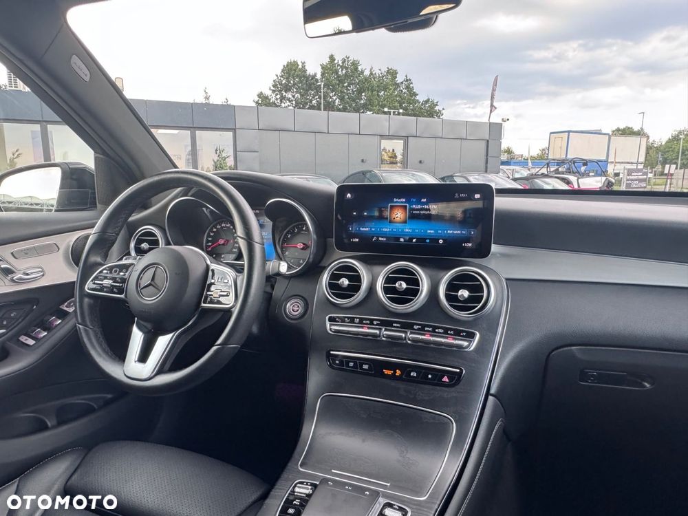 Mercedes-Benz GLC 300 4Matic 9G-TRONIC - 15