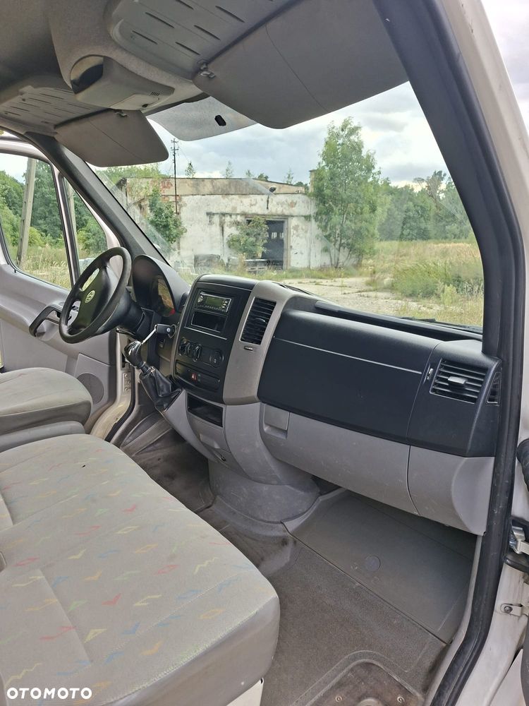 Volkswagen Crafter - 12