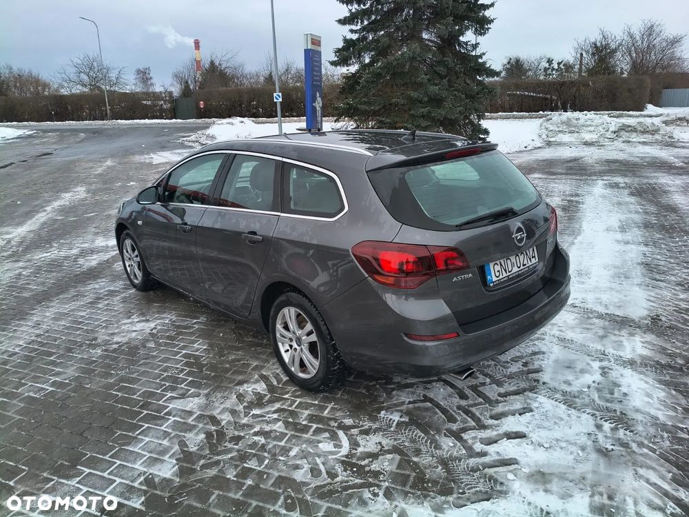 Opel Astra - 4