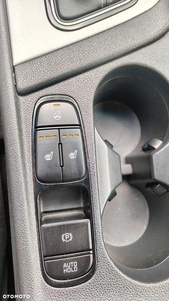 Kia Niro 1.6 GDI Hybrid L - 17
