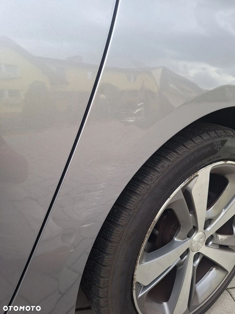Peugeot 308 BlueHDi FAP 130 Stop & Start Allure Pack - 31