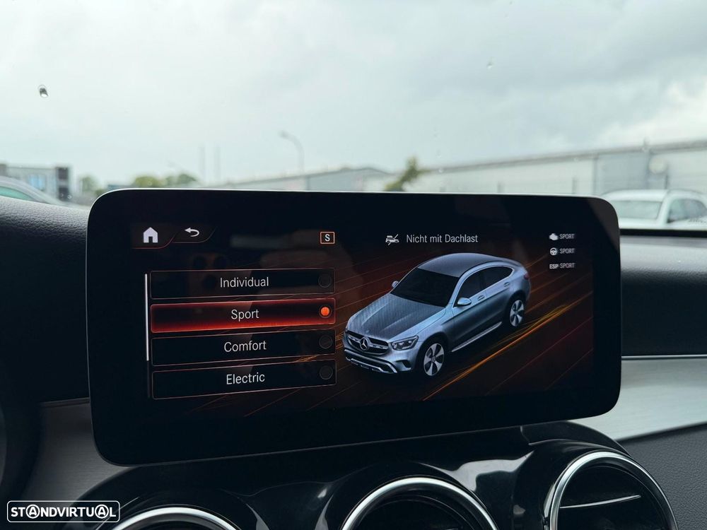 Mercedes-Benz GLC 300 de Coupe 4Matic 9G-TRONIC AMG Line - 9
