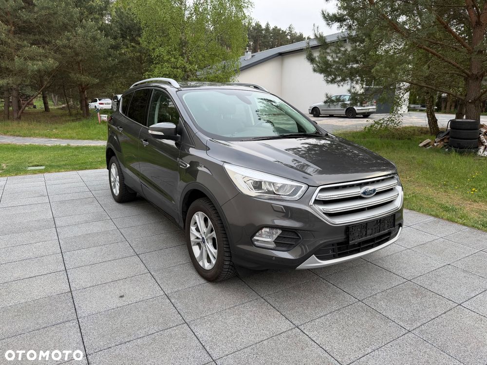 Ford Kuga - 1