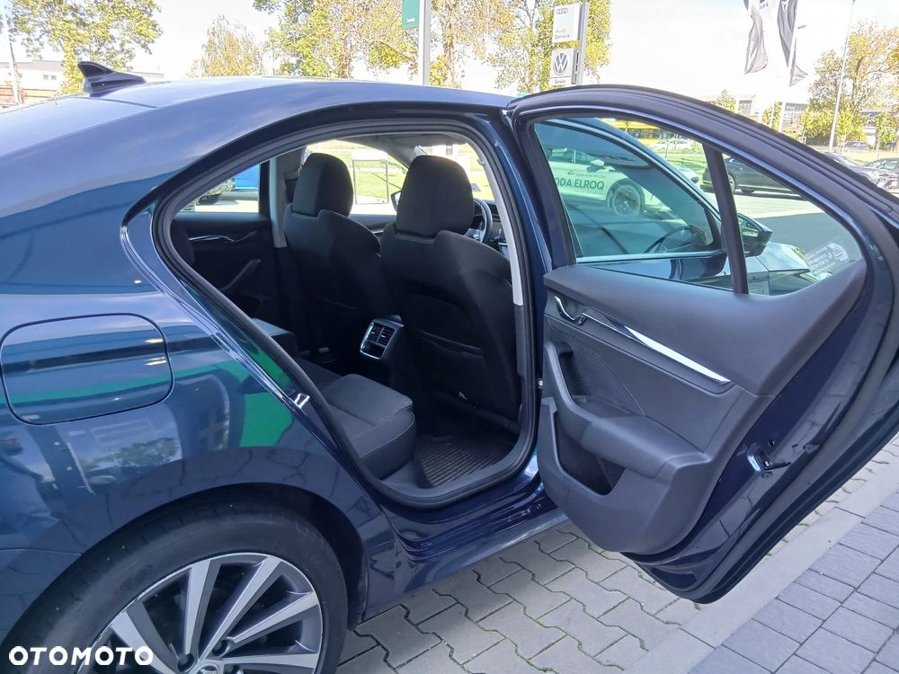 Skoda Octavia 2.0 TSI 4x4 Style DSG - 19