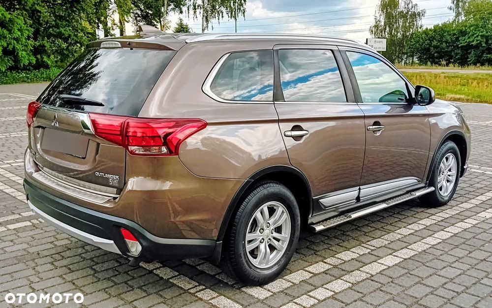 Mitsubishi Outlander 2.0 City Style 2WD - 32