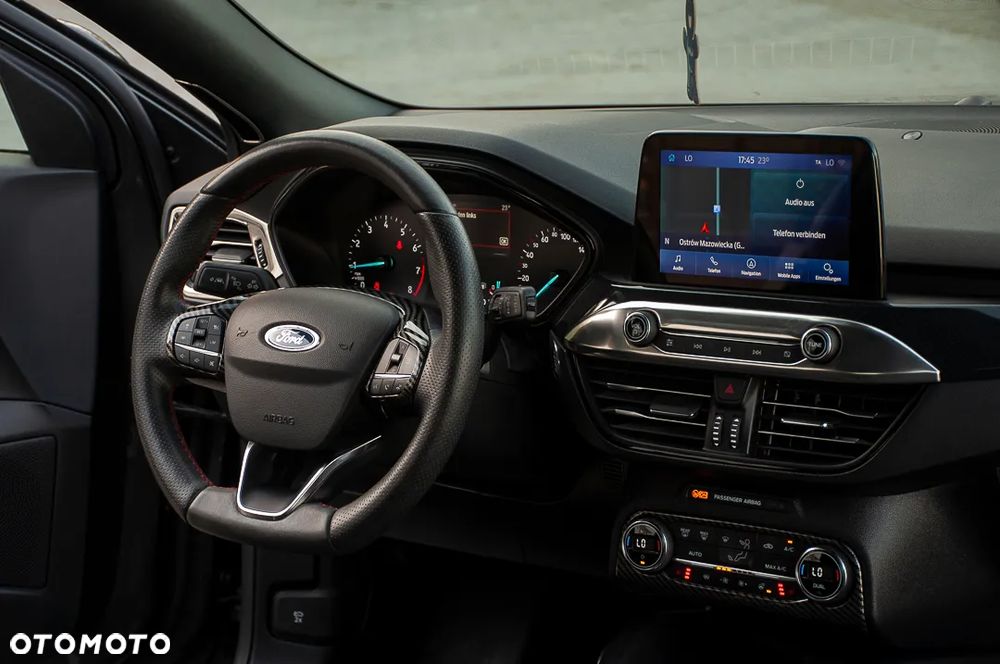 Ford Focus 1.5 EcoBoost STart-Stopp-System ST-LINE - 13