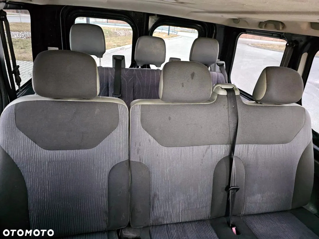 Opel Vivaro - 23
