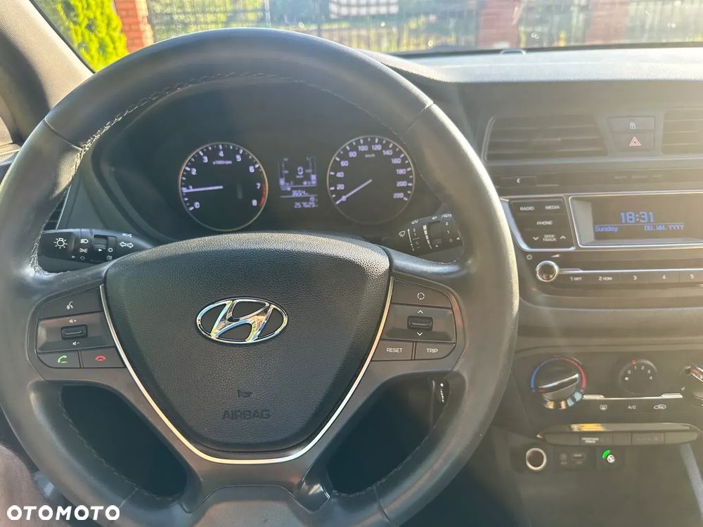 Hyundai i20 1.2 Comfort - 8