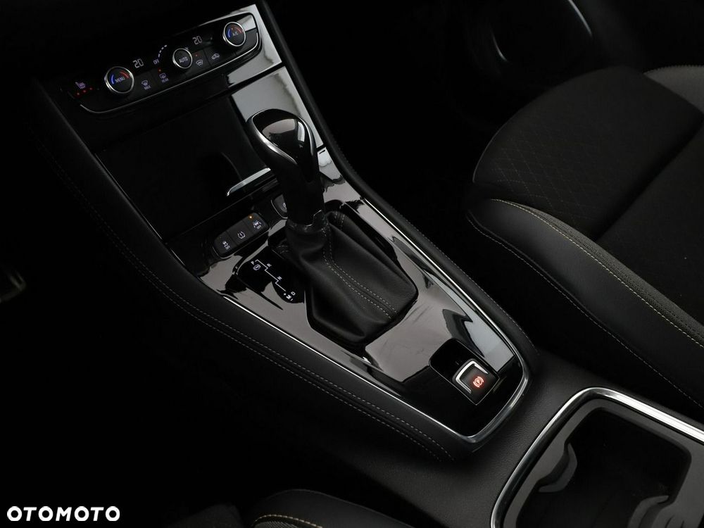 Opel Grandland X 1.6 T Innovation S&S - 30