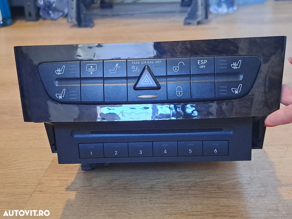 Panou comenzi Consolă Centrală Mercedes W211 E-Class FULL OPTIONS (Scaune Ventilate/Încălzite) + Magazie 6 CD – Lemn Rădăcină Nuc – Cod A2116800552 - 1