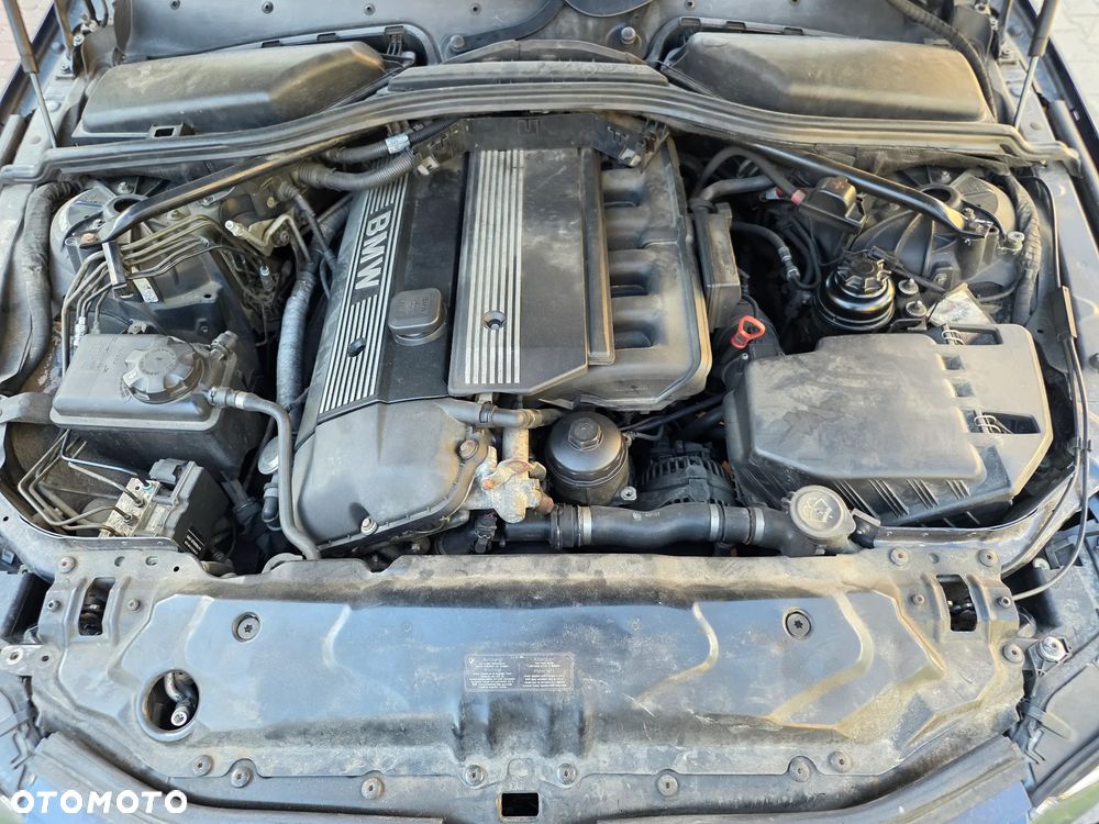 BMW Seria 5 - 16