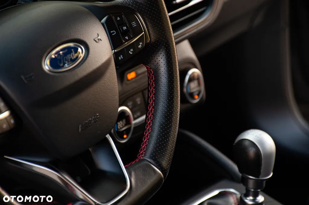 Ford Focus 1.0 EcoBoost ST-Line Black ASS - 39