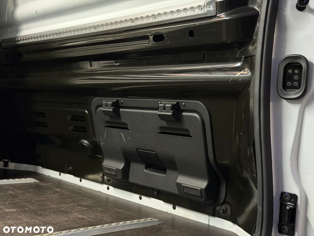 Renault Trafic - 34