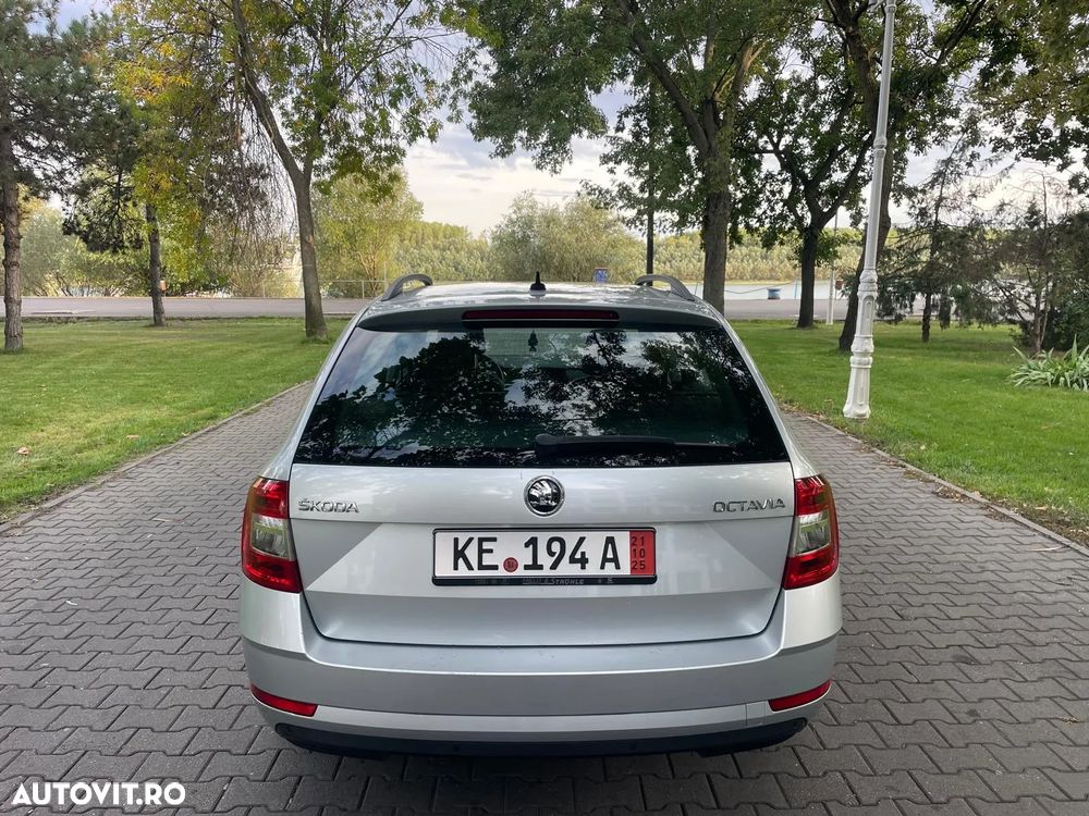 Skoda Octavia - 23