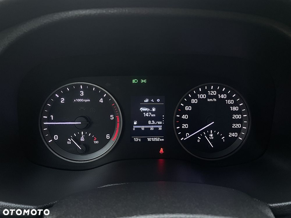 Hyundai Tucson 2.0 CRDI BlueDrive GO 2WD - 17