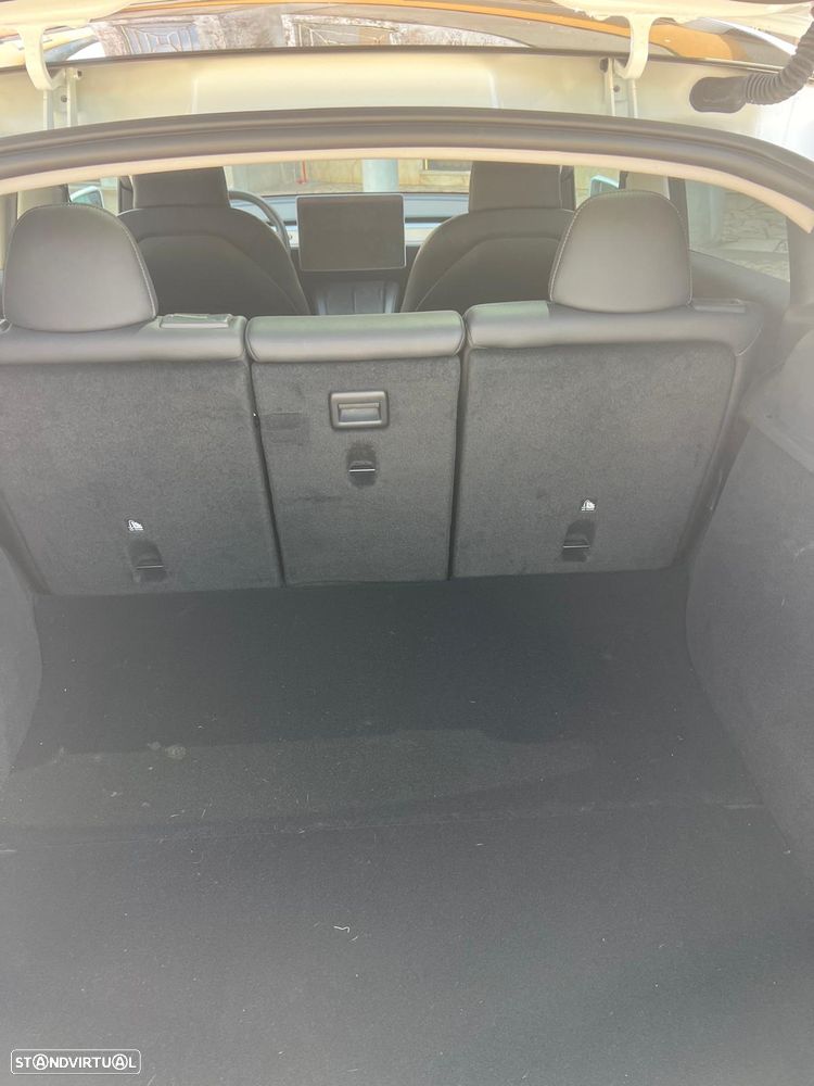 Tesla Model Y Long Range Dual Motor AWD - 20