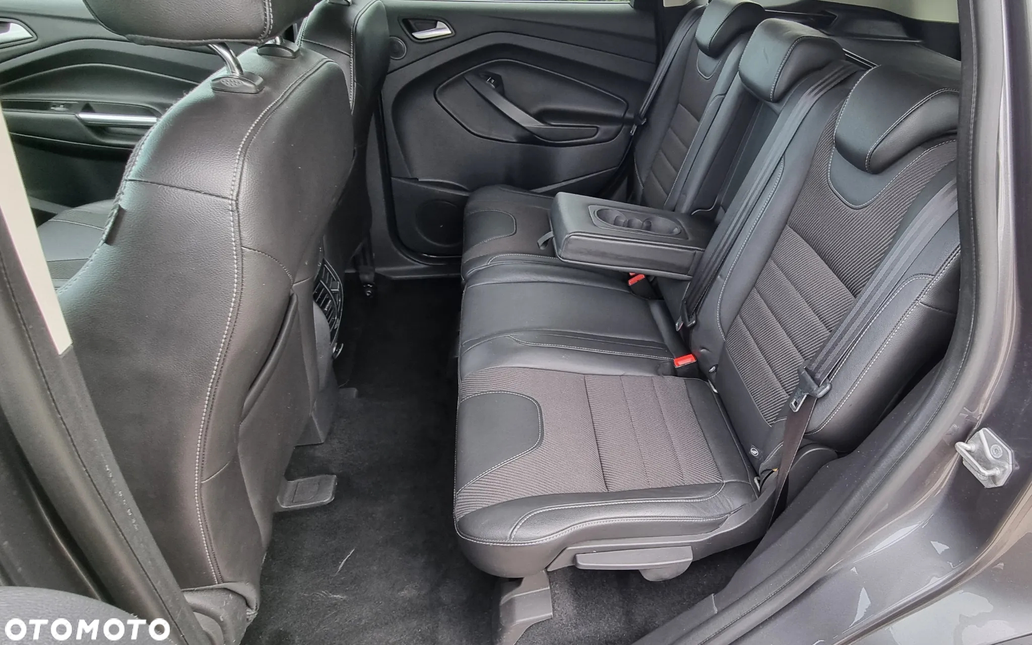 Ford Kuga 2.0 TDCi 4WD Titanium - 21