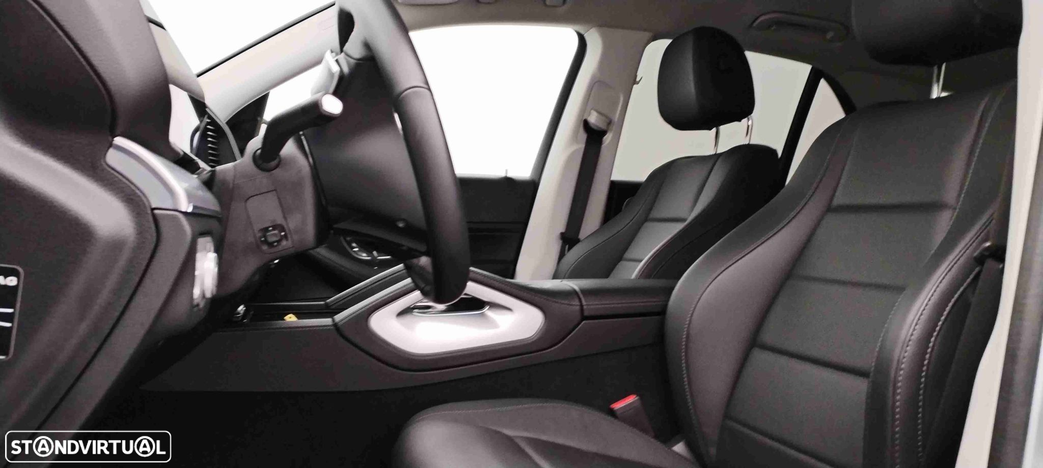 Mercedes-Benz GLE 300 d 4Matic - 23