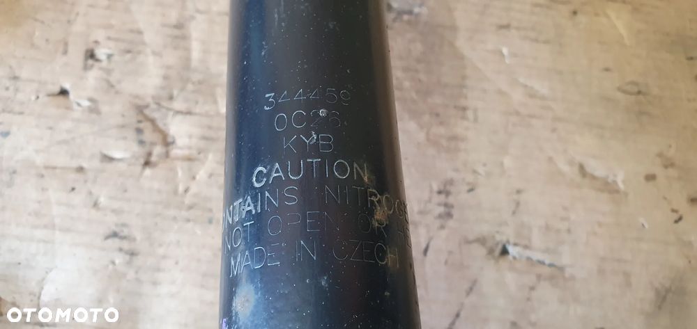 Amortyzator prawy lewy tył tylny VW Passat B6 kombi - 8
