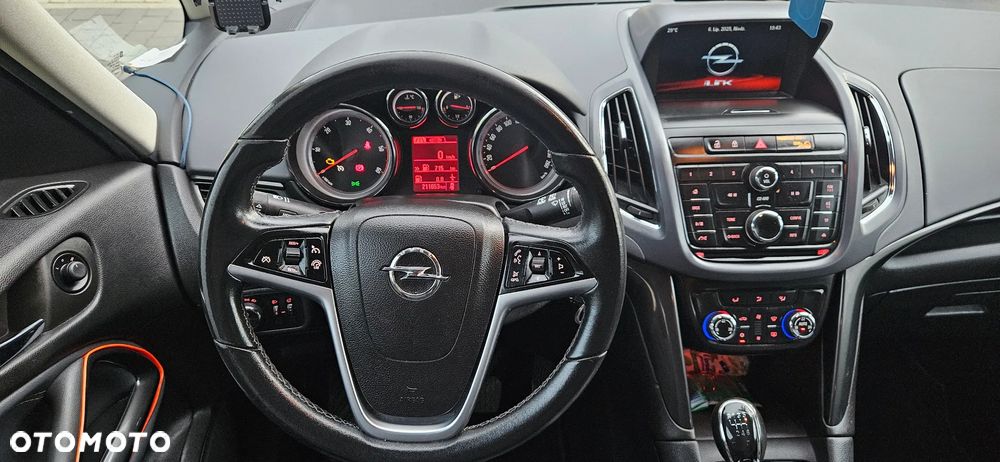 Opel Zafira - 4