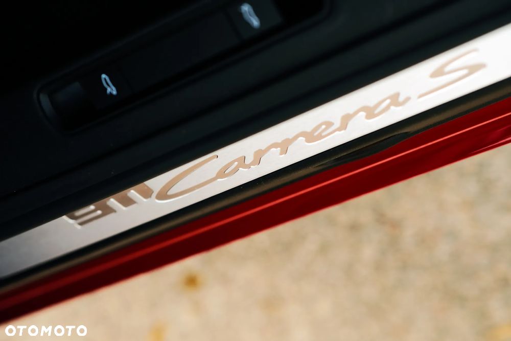 Porsche 911 Carrera S PDK - 17