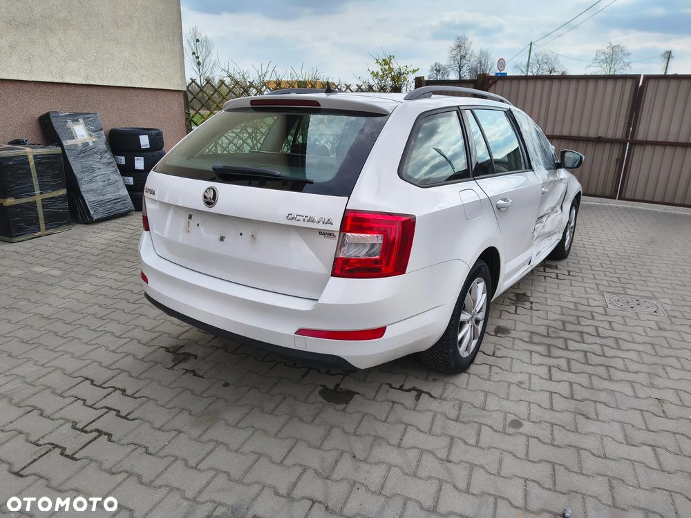 Skoda Octavia - 10