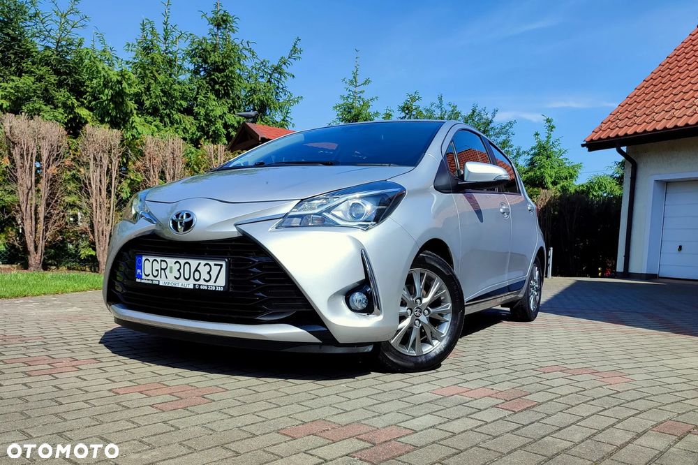 Toyota Yaris 1.0 Premium - 23