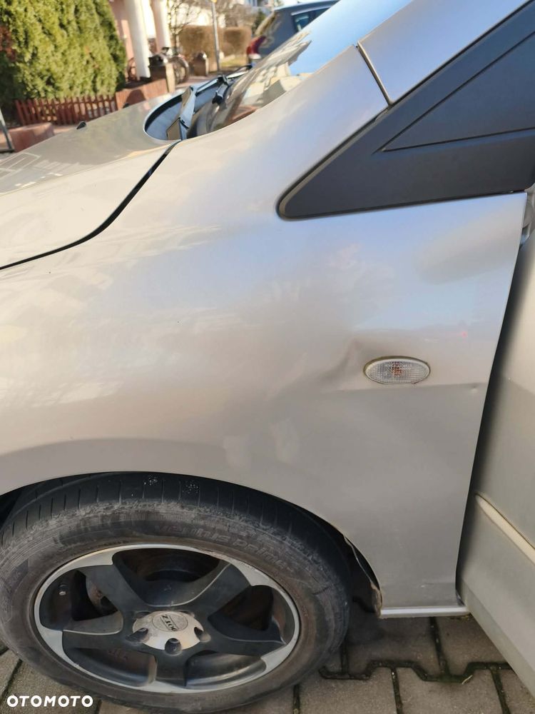 Mazda 5 2.0 CD DPF Comfort - 13