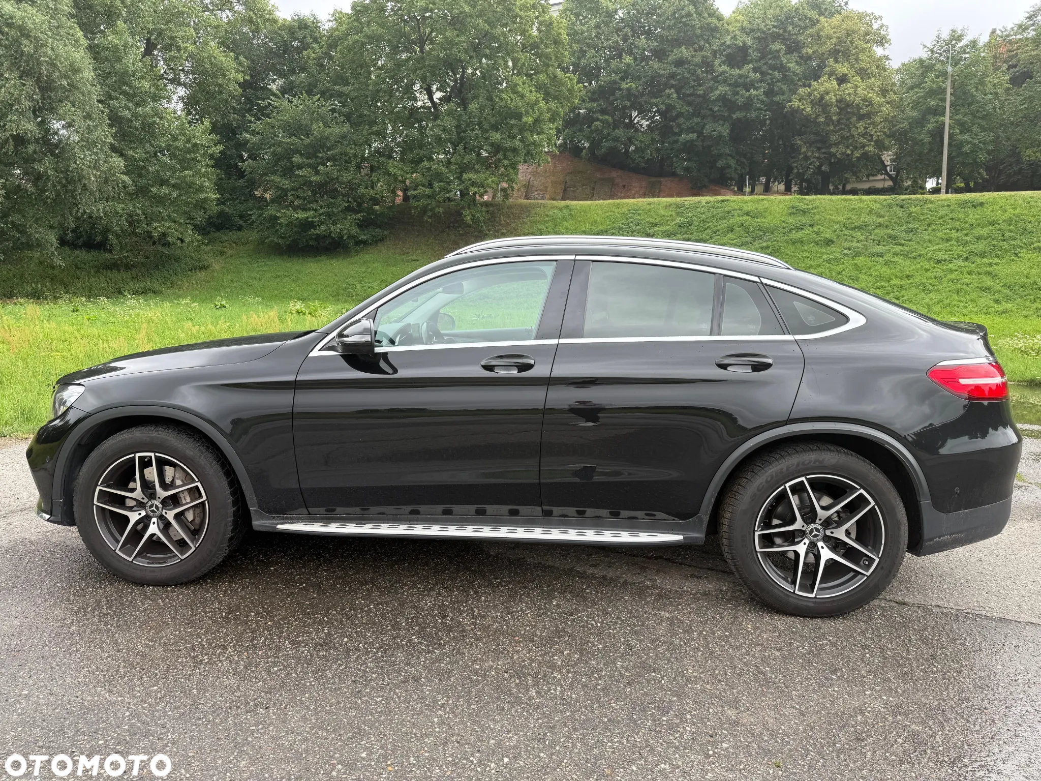 Mercedes-Benz GLC Coupe 250 4-Matic - 4