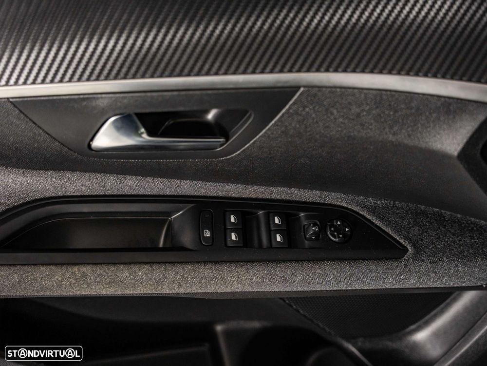 Peugeot 5008 1.2 PureTech Active - 20