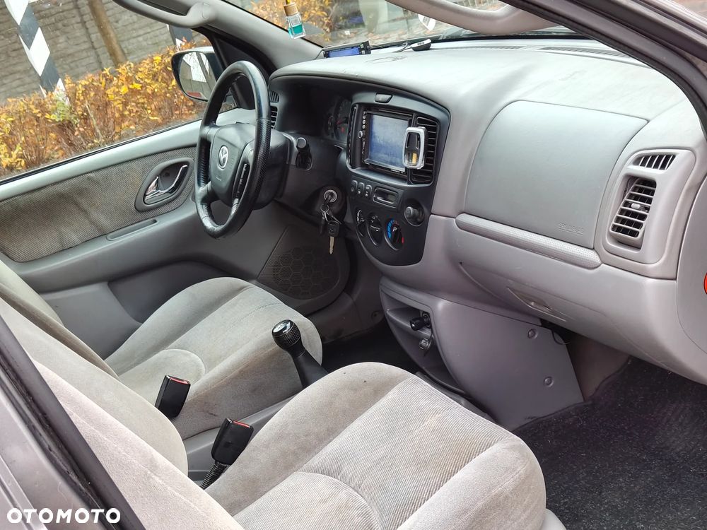 Mazda Tribute 2.0 Comfort - 5