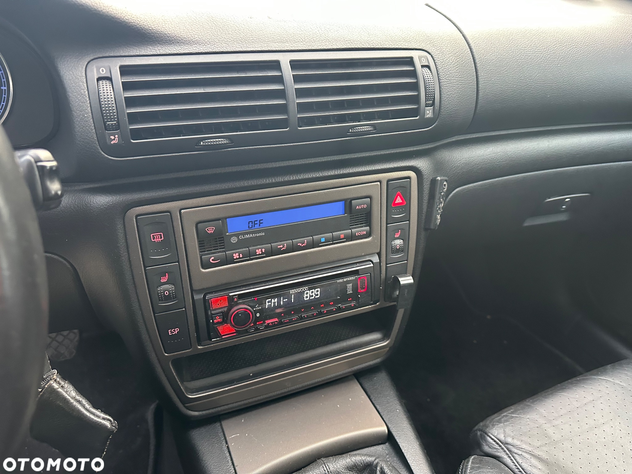 Volkswagen Passat - 8