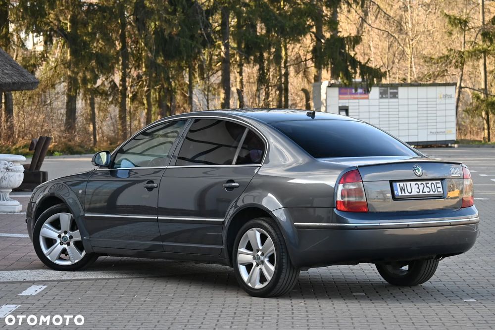 Skoda Superb 2.0 TDI DPF Prestige - 12