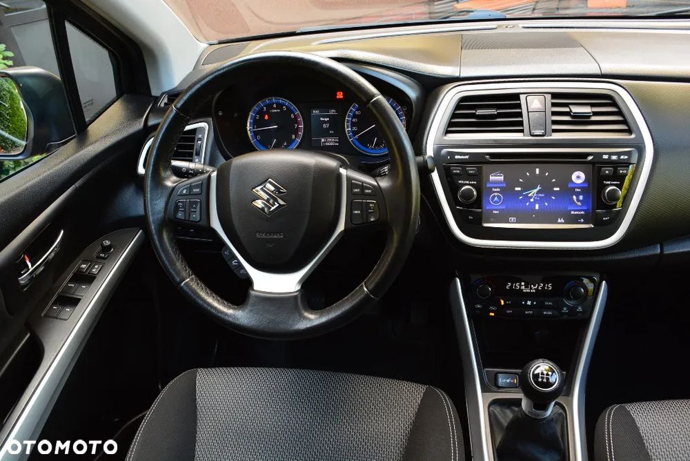 Suzuki SX4 S-Cross 1.6 VVT 4x2 Comfort+ - 26