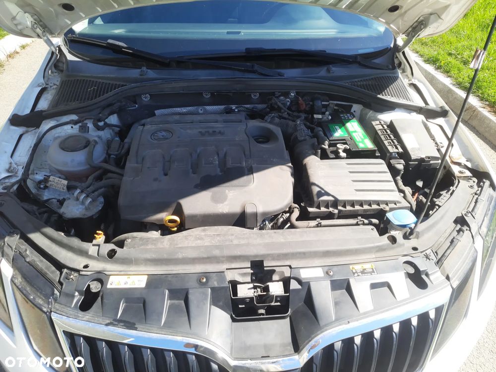 Skoda Octavia 1.6 TDI DSG Ambition - 18