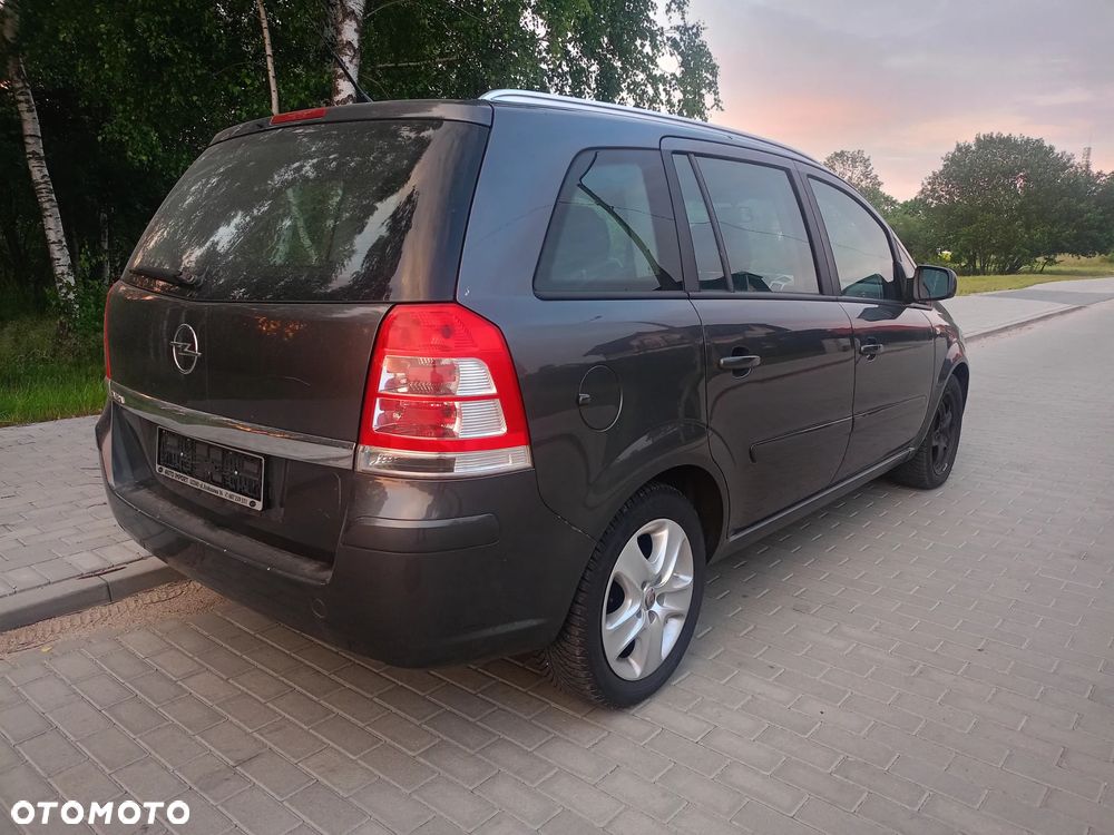 Opel Zafira 1.8 Enjoy - 6