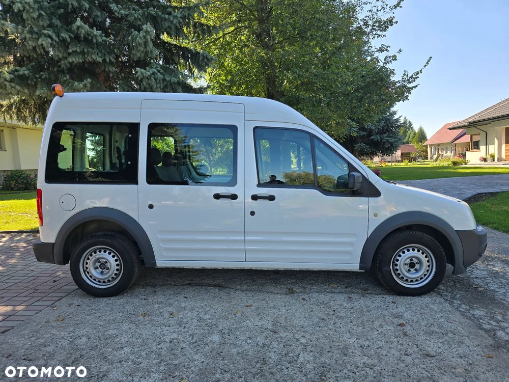 Ford Tourneo Connect - 4