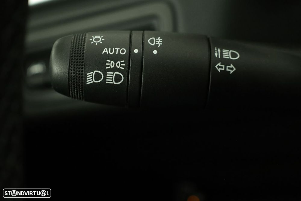 Renault Captur 1.0 TCe Techno Bi-Fuel - 17