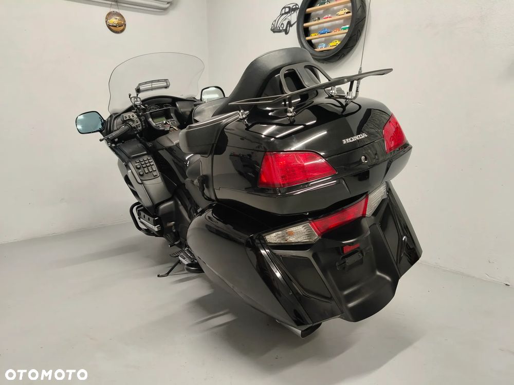 Honda GL - 5