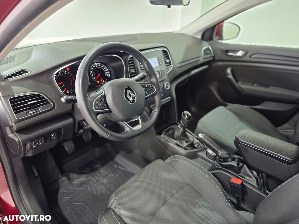 Renault Megane TCe GPF Intens - 3