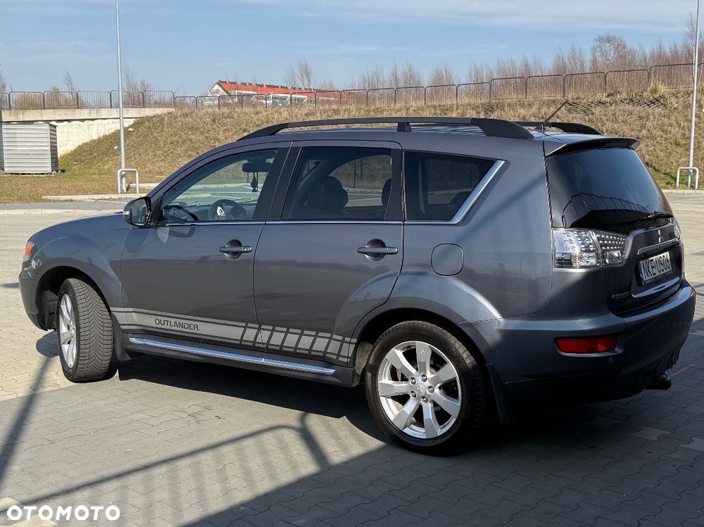 Mitsubishi Outlander 2.2 DID Intense + TC-SST - 8