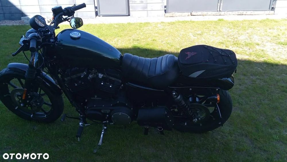Harley-Davidson Sportster Iron 883 - 5