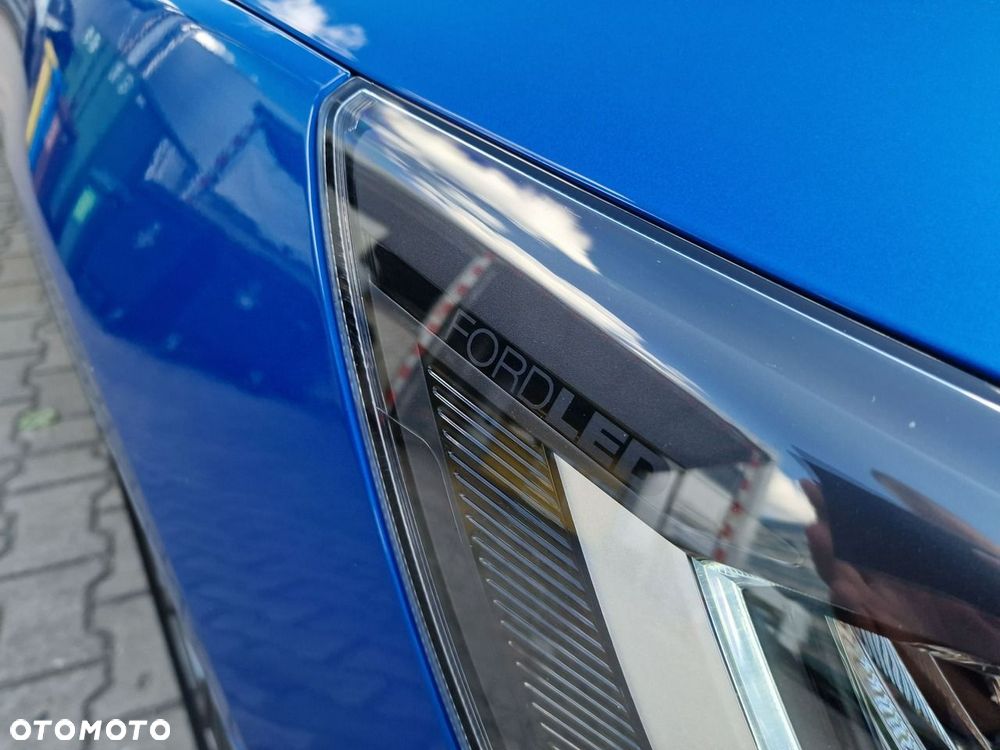 Ford Focus 1.5 EcoBlue STart-Stopp-System ST-LINE X - 11