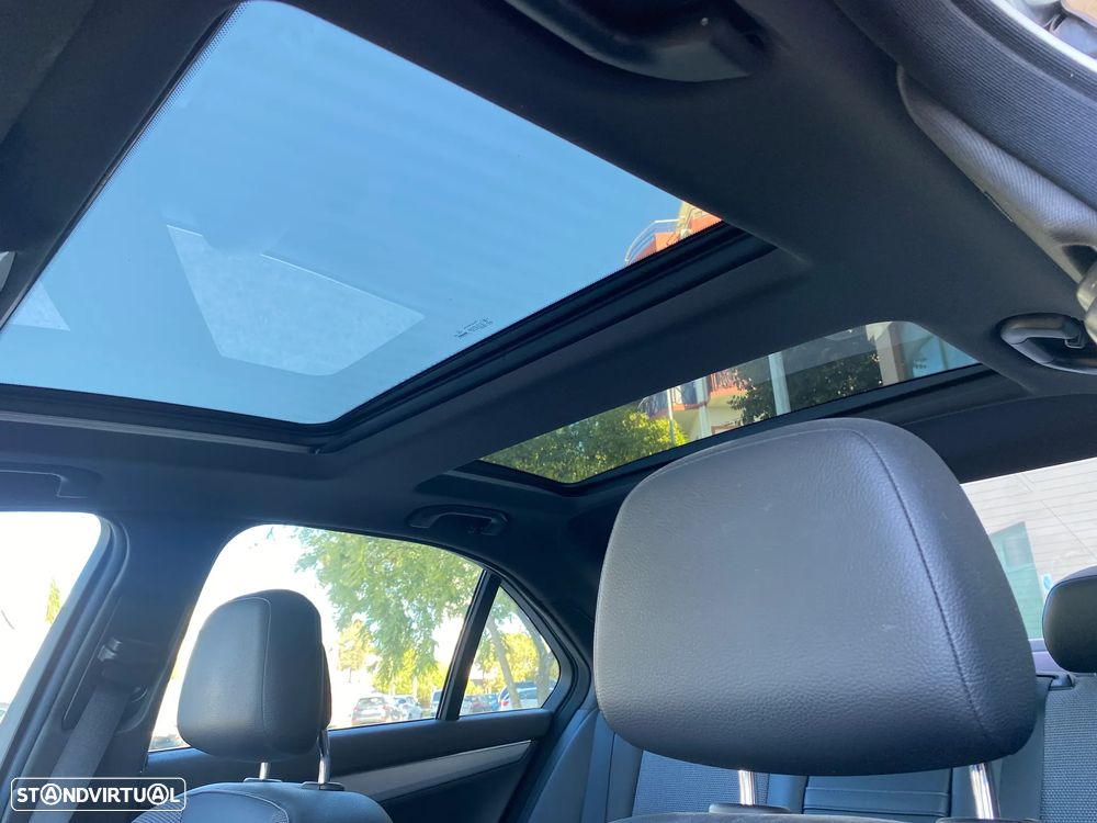 Mercedes-Benz C 220 CDi Avantgarde BE - 32